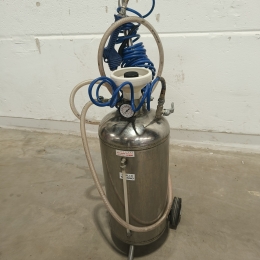 Stainless steel foam tank